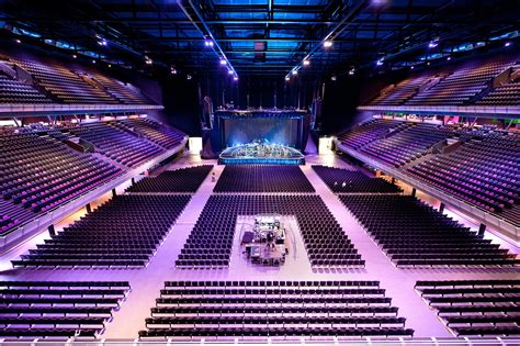 hoeveel zitplaatsen ziggo dome